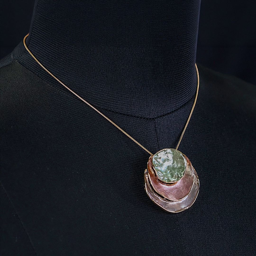 Regal Gold Flower Korean Stylish Pendant Set