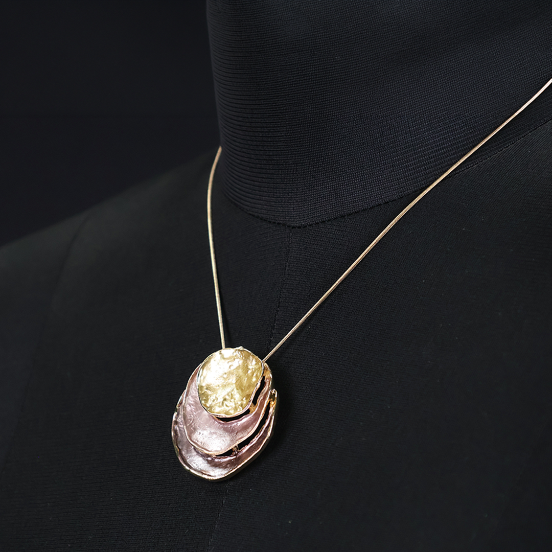 Regal Gold Flower Korean Stylish Pendant Set