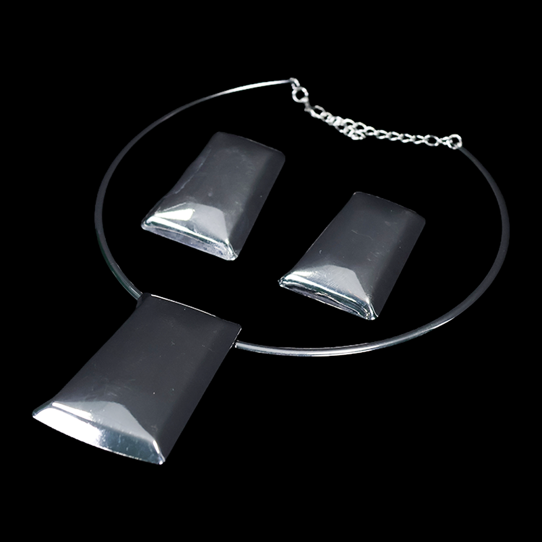 Western Statement Stylish Neckalce Piece