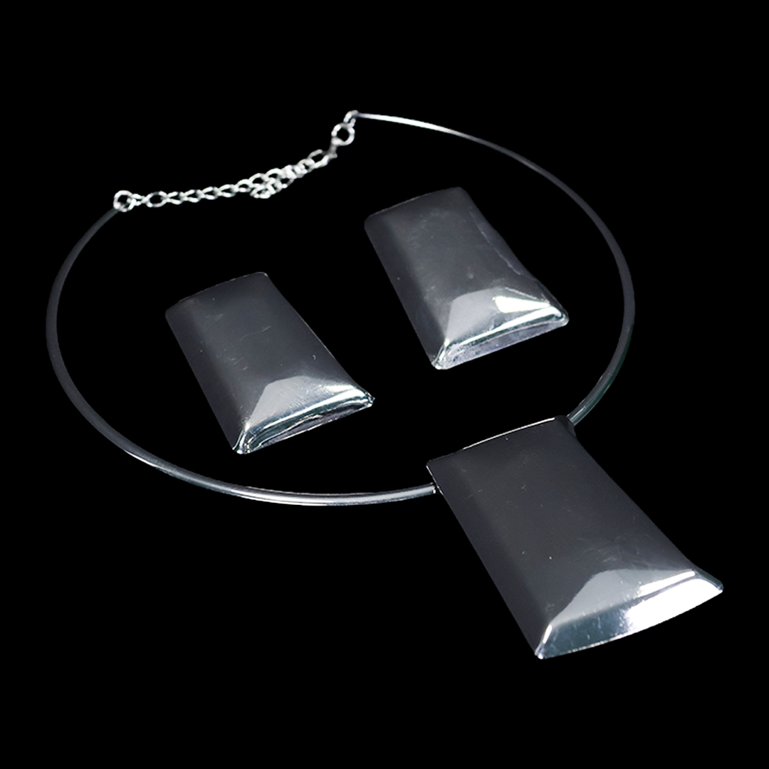 Western Statement Stylish Neckalce Piece