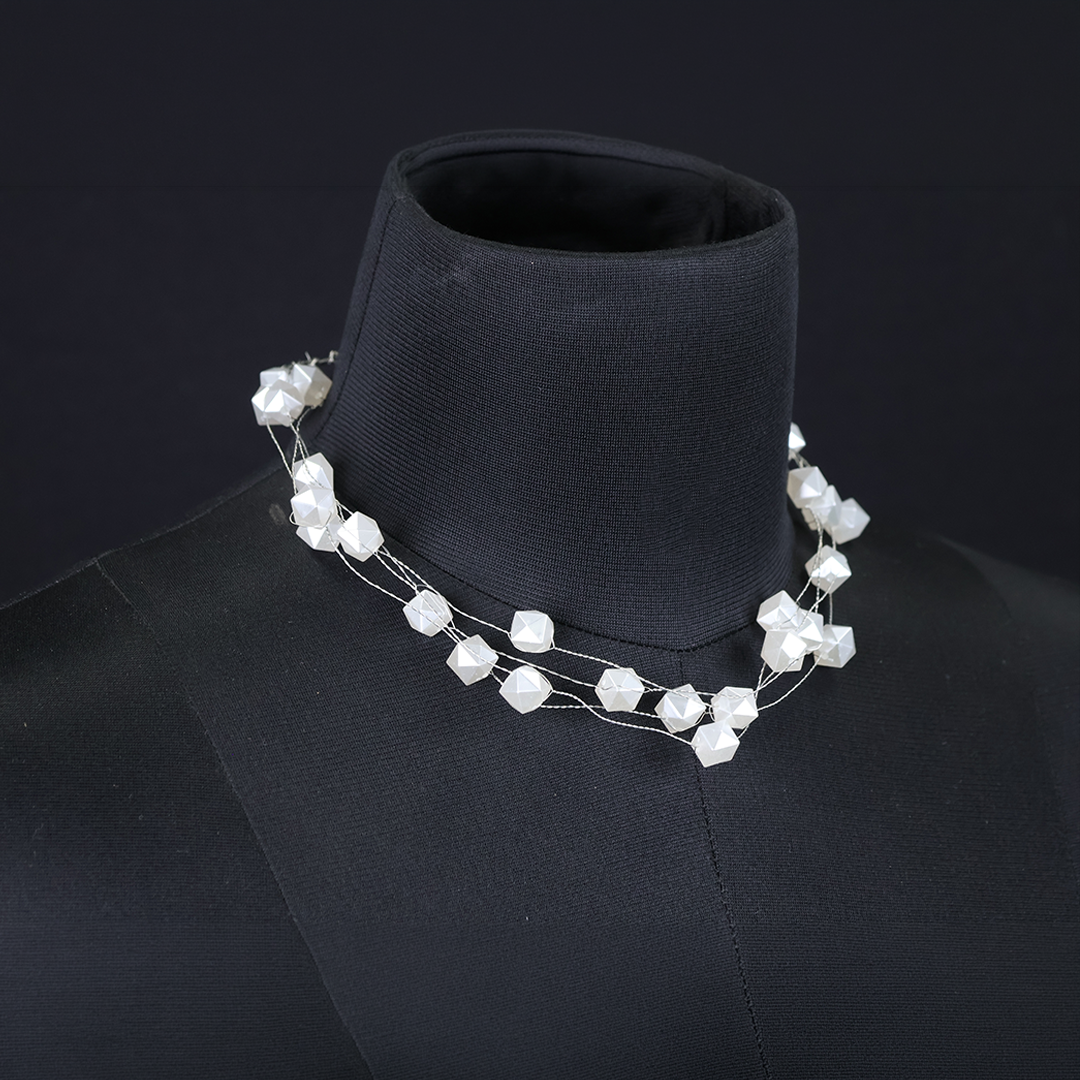 Multi-Layred Hexagon Peral Necklace