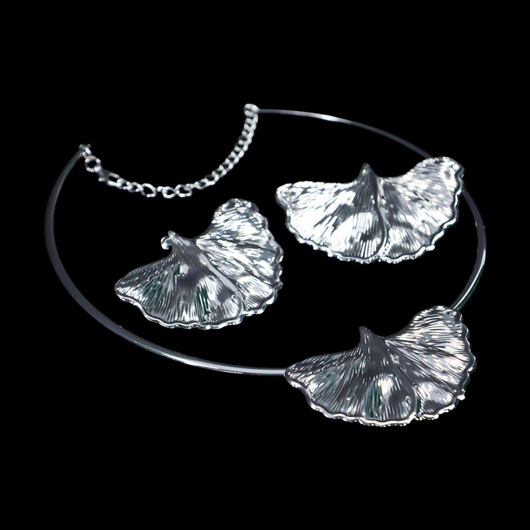 Aurora Petal Choker Necklace