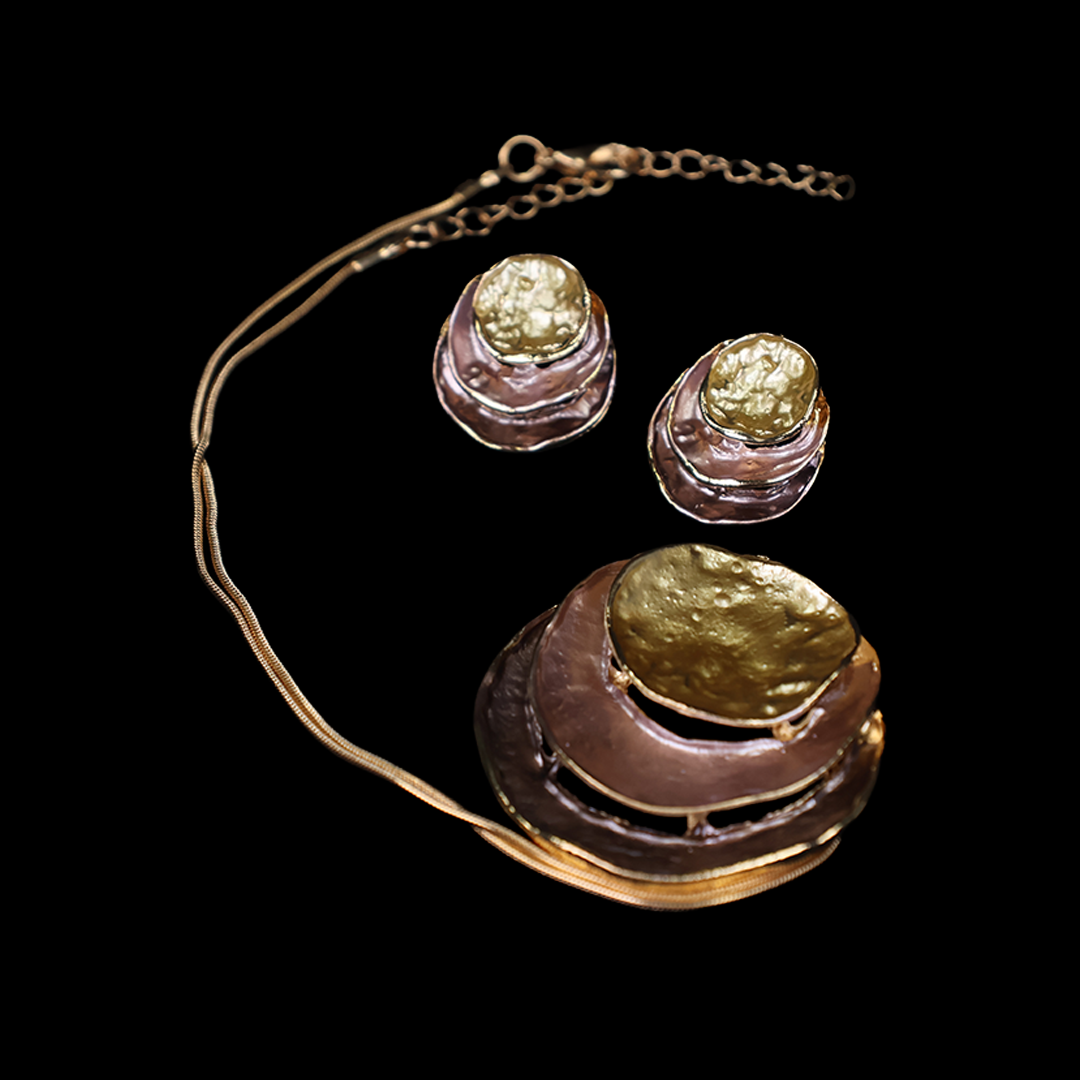 Regal Gold Flower Korean Stylish Pendant Set