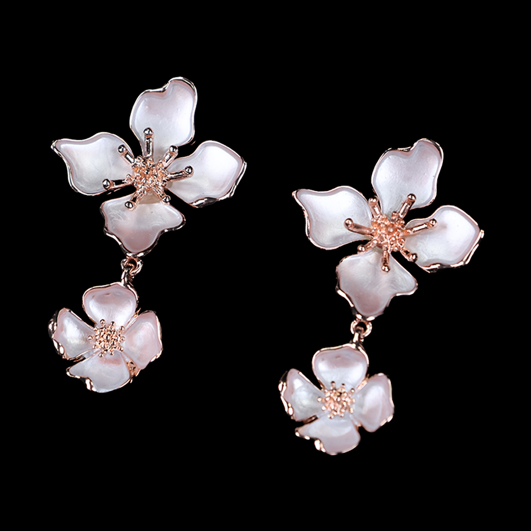 Bold Aura Edit Earring