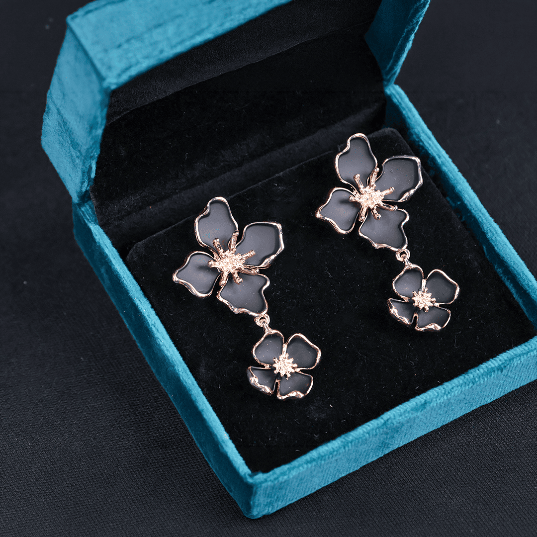 Bold Aura Edit Earring