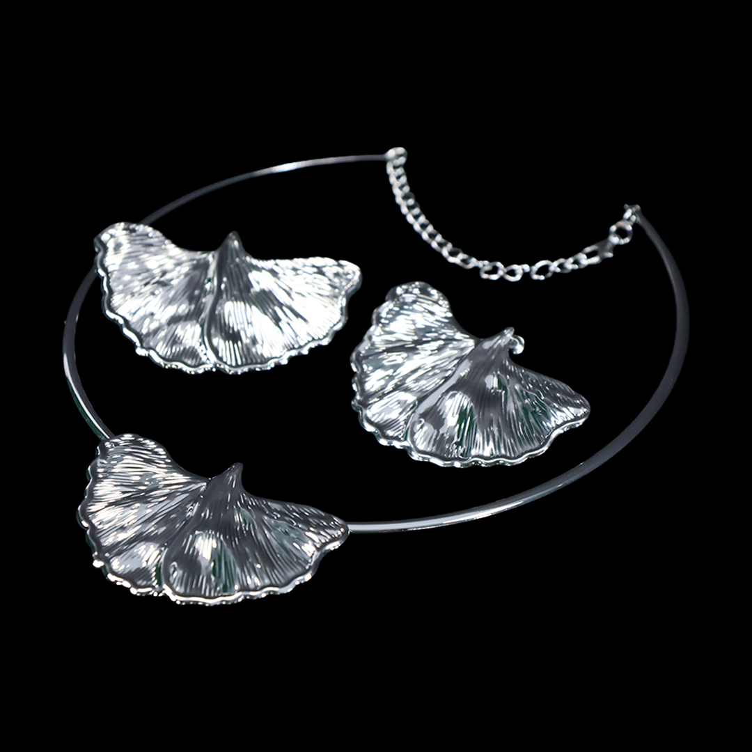 Aurora Petal Choker Necklace