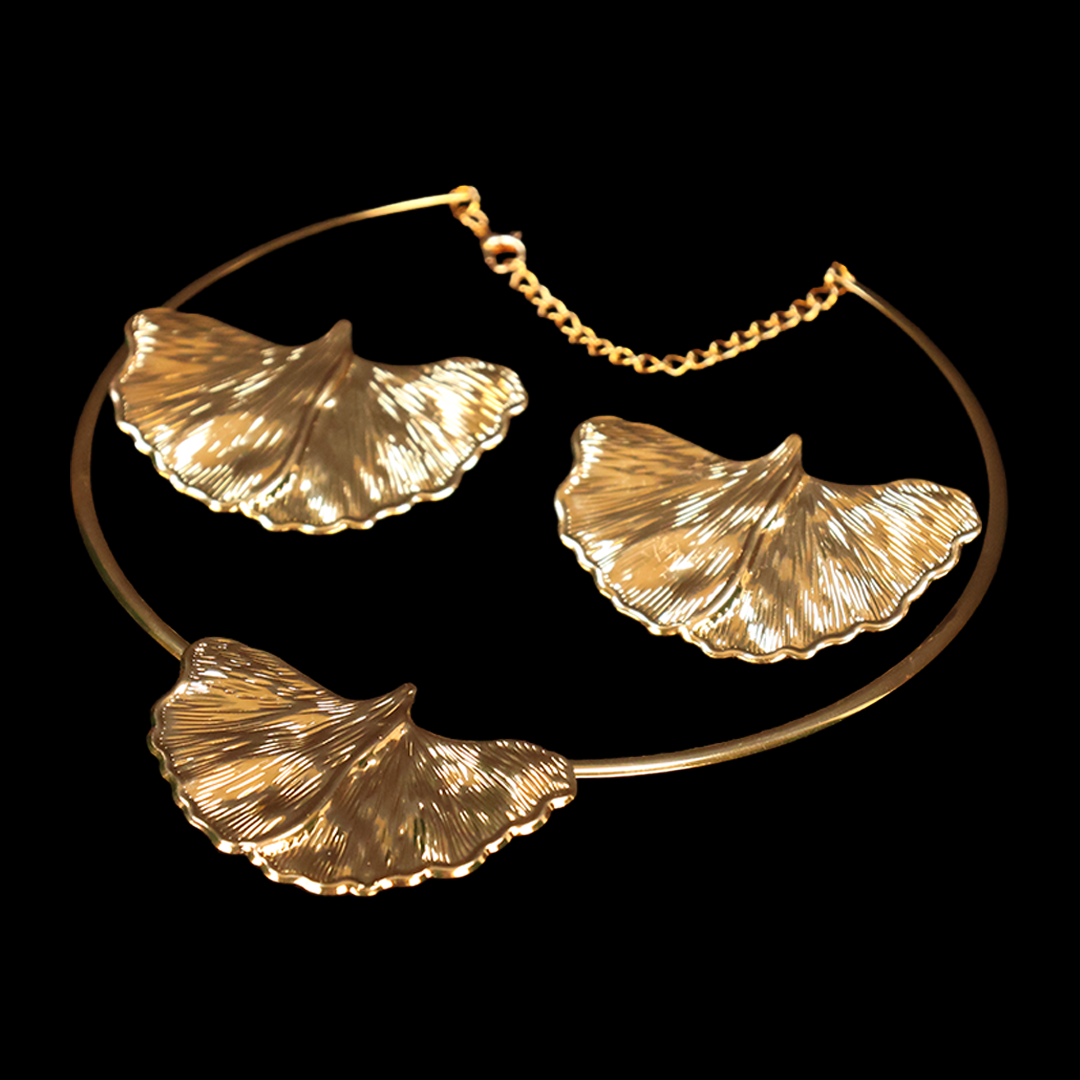 Aurora Petal Choker Necklace